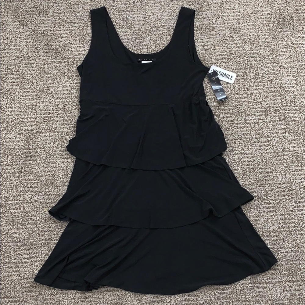 Super cute little back dress size Large NWT